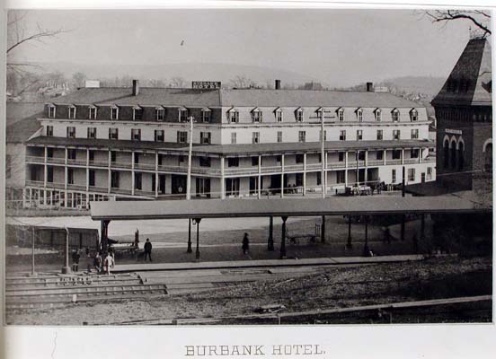 Burbank Hotel behind Union Station